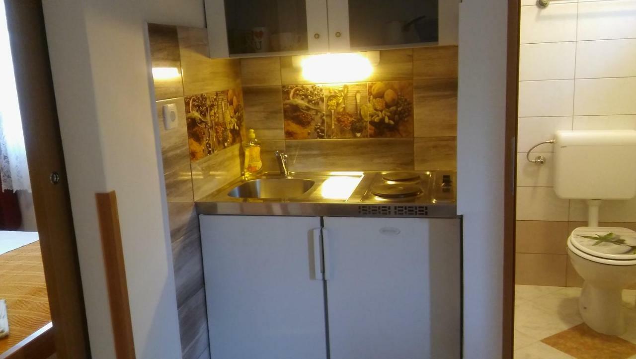 Apartmani Vitkovic II كريس المظهر الخارجي الصورة